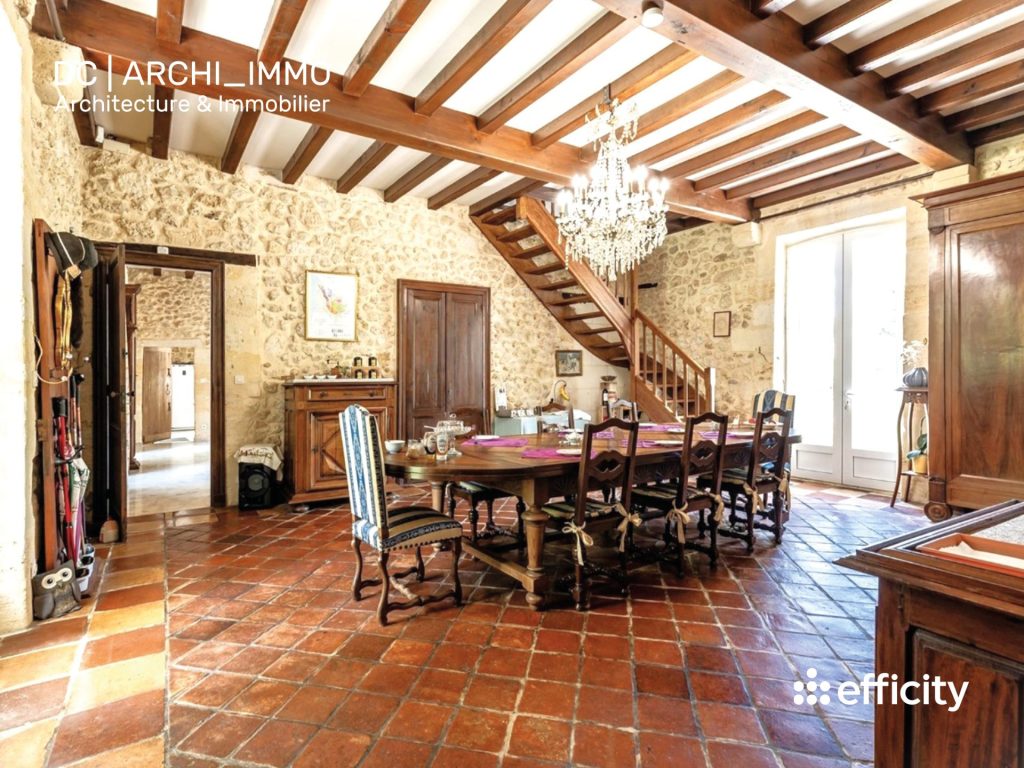 Domaine - 500 m² sur 1/2 ha