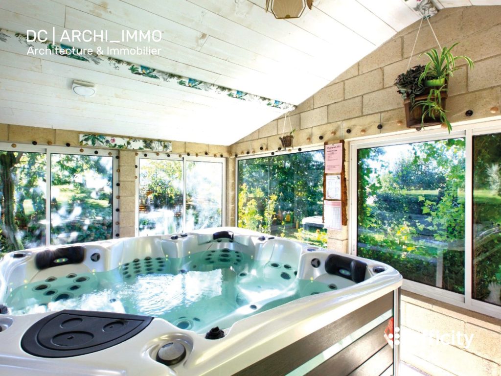 Domaine - 500 m² sur 1/2 ha